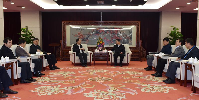 4月26日,喻寶才副總會見西安石油大學黨委... (2) - 副本.JPG