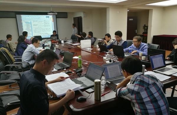 2018國慶深夜加班 - 副本.jpg